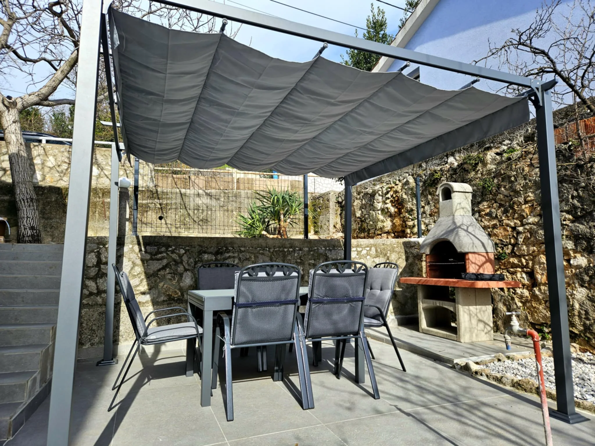 Shared barbecue terrace